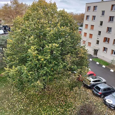 Jolie Proche Tramway Apartment *